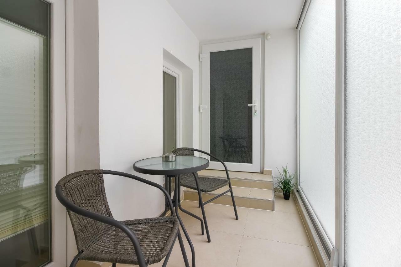 Perlina Apartment Vrsar Exterior photo